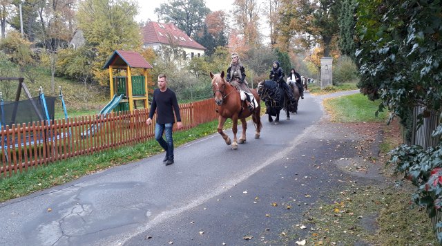 RYTÍŘSKÝ A LUKOSTŘELECKÝ TURNAJ O POKLAD SV. VÁCLAVA