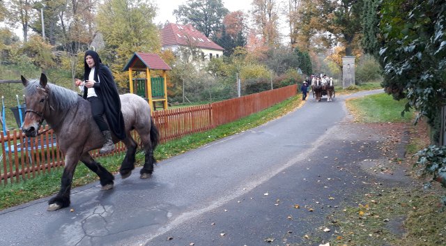 RYTÍŘSKÝ A LUKOSTŘELECKÝ TURNAJ O POKLAD SV. VÁCLAVA